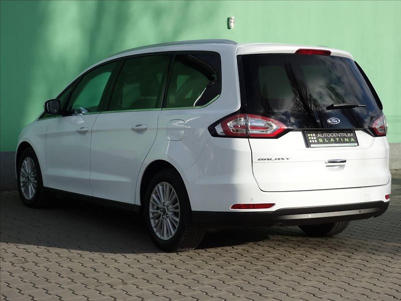 Ford Galaxy 2,0 140kW LED NAVI  TITANIUM - fotka 14 z 38
