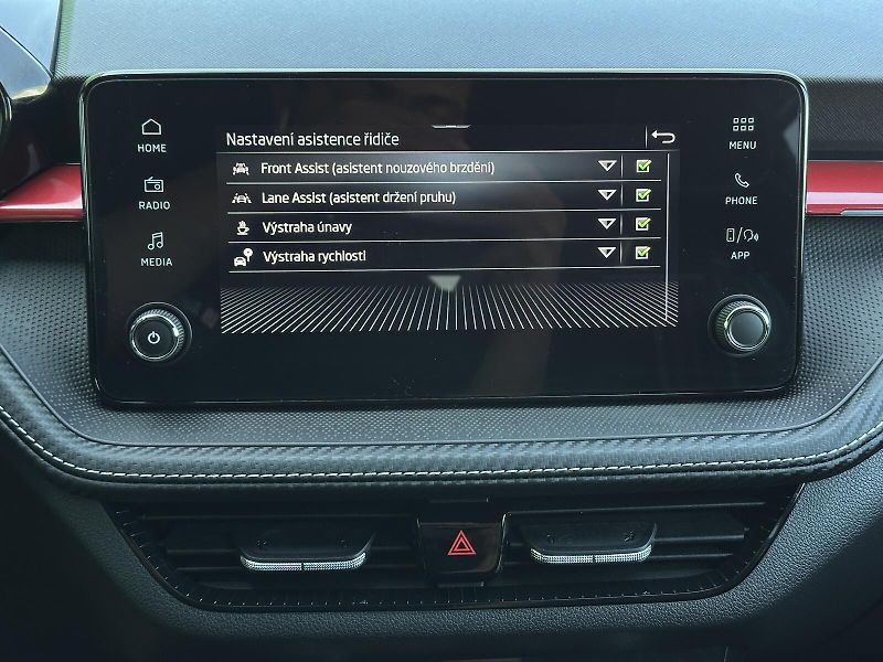 Škoda Fabia 1.0TSi Monte Carlo 116PS V.Coc - fotka 26 z 36