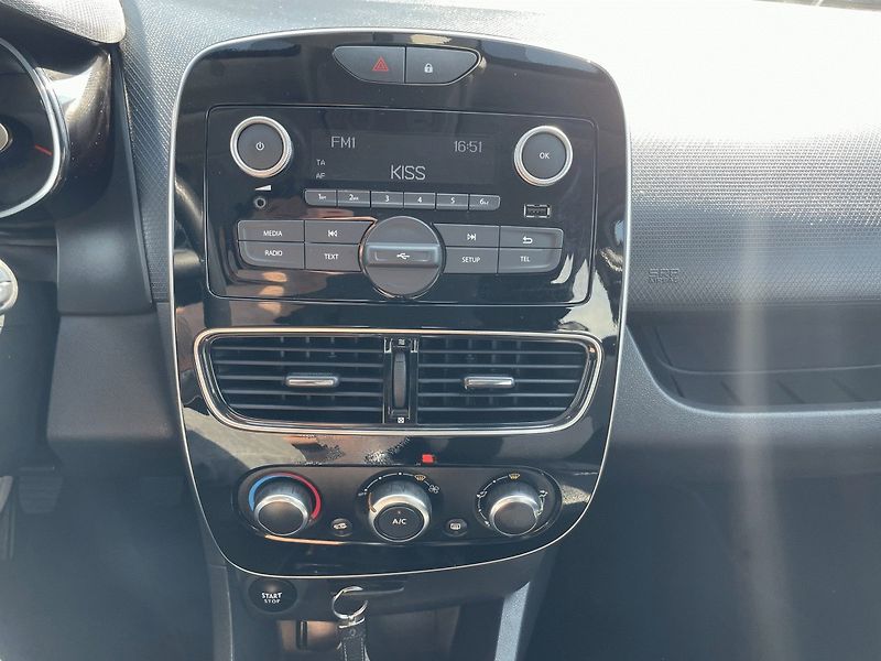 Renault Clio (2020) 0.9 TCe,56kW,1.Maj - fotka 27 z 32