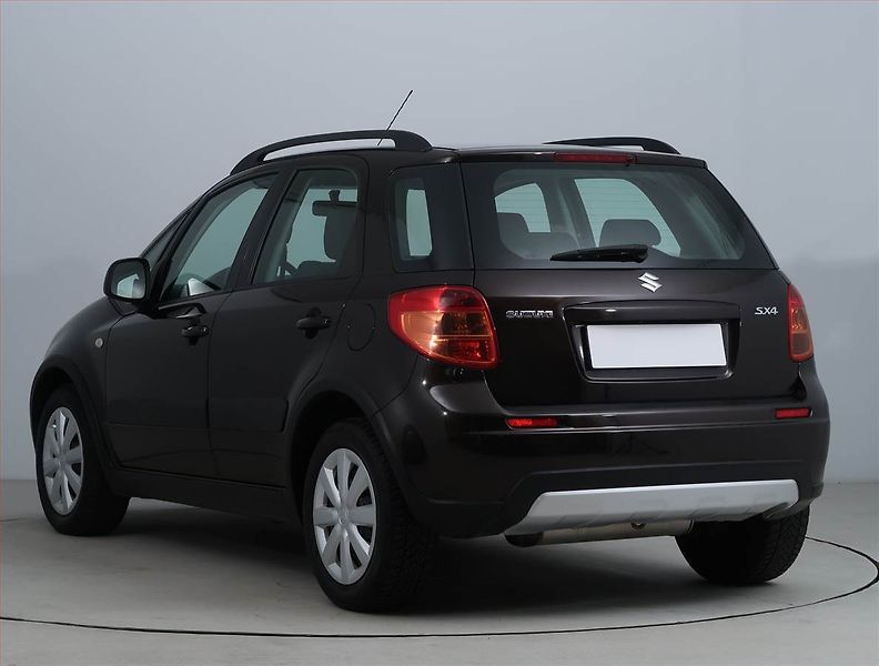 Suzuki SX4 (2014) 1.6 VVT, ČR,1.maj, Serv.kniha - fotka 4 z 15