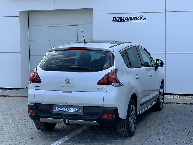 Peugeot 3008 ALLURE+ 1,6 BlueHDi 88kW - fotka 11 z 24