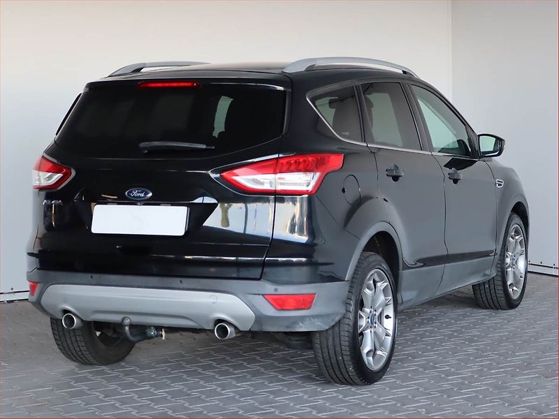 Ford Kuga (2015) 2.0 TDCi, 4X4, Automat - fotka 5 z 22