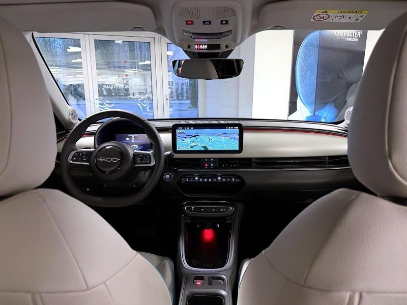 Fiat 600 (2025) 1.2 Turbo Hybrid 145k MHEV eDC - fotka 18 z 19