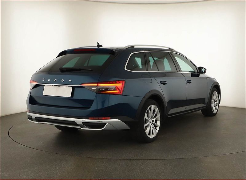 Škoda Superb (2022) Scout 2.0 TDI - fotka 5 z 20
