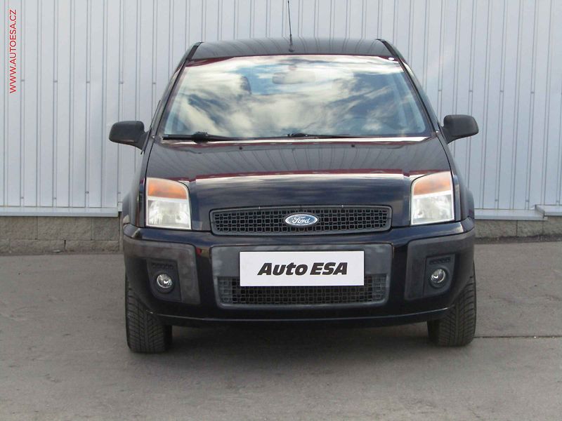 Ford Fusion (2007) 1.4i, ČR, AC, park.asist - fotka 2 z 16
