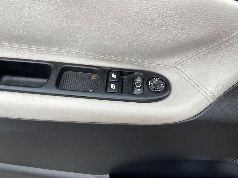 Peugeot 207 (2008) 1.6, 88kW, LPG, Euro 4, Kabrio - fotka 11 z 20