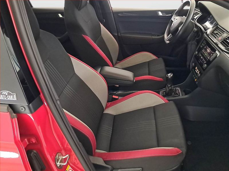 Škoda Rapid (2019) Spaceback 1.0 TSI, Tempomat - fotka 9 z 20