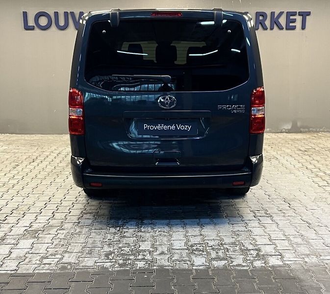 Toyota ProAce Verso L2 2.0D 8AT Family Webasto - fotka 16 z 18