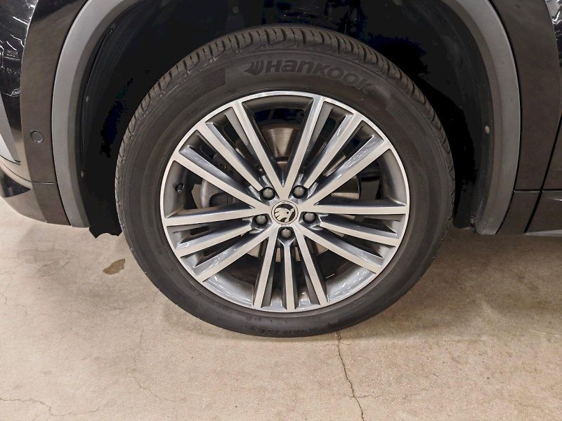 Škoda Kodiaq (2023) 2.0 TDI 147 kW DSG 4x4 L&K - fotka 30 z 30