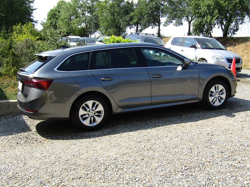 Škoda Octavia (2022) 2.0 TDI 85kW DSG  TOP QUALITY - fotka 11 z 45