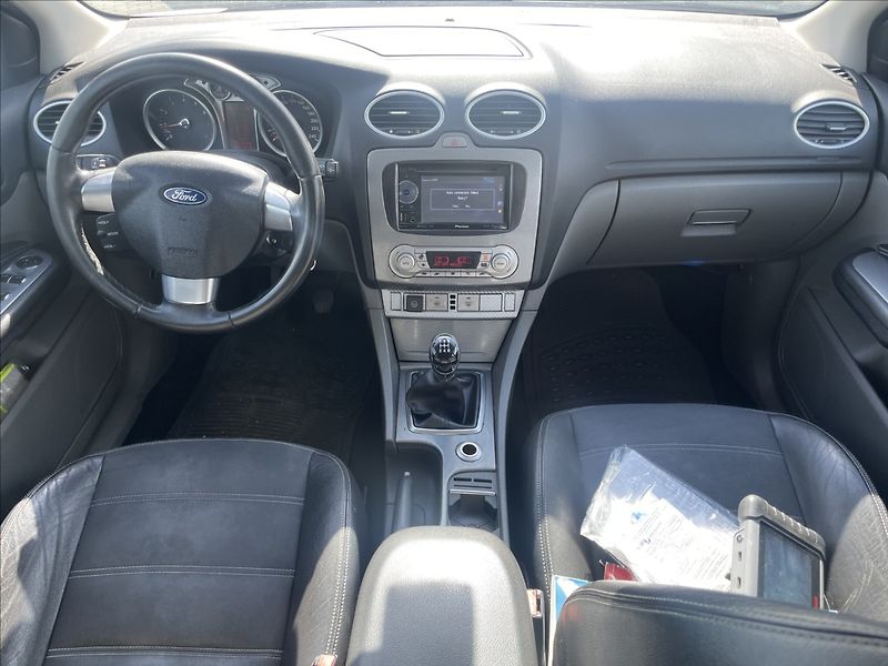 Ford Focus 1,8 i 16V 92kw LPG Titanium - fotka 11 z 29