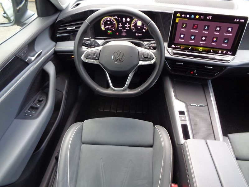 Volkswagen Passat Business  1.5 eTSI 7DSG  110 k - fotka 5 z 30