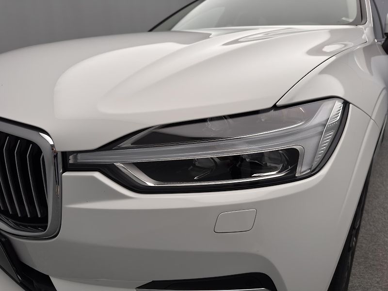 Volvo XC60 B4 AWD INSCRIPTION  - fotka 21 z 49