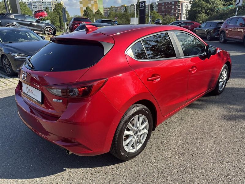 Mazda 3 2,0 i Attraction PLNÝ SERVIS - fotka 5 z 39