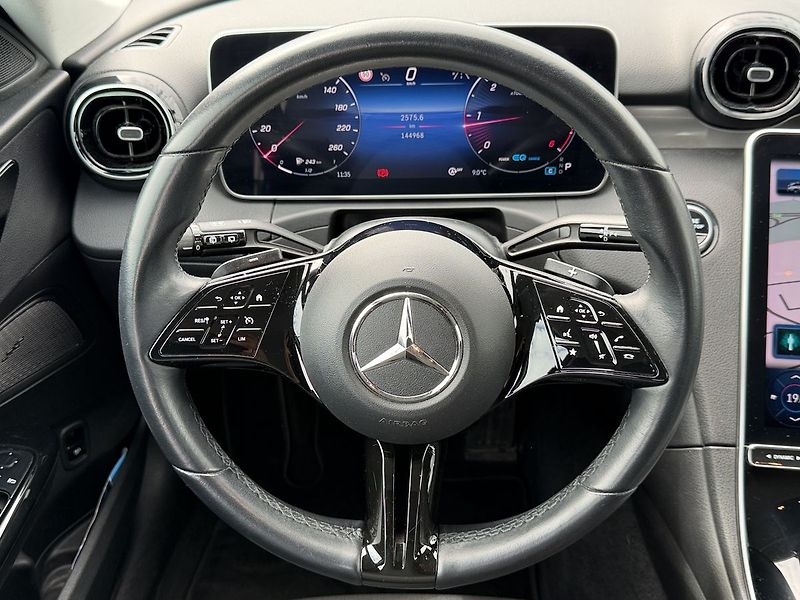 Mercedes-Benz Třídy C 220d Advantage, LED - fotka 18 z 32