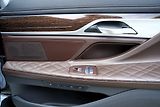 BMW Řada 7 750Li xDrive Individual/ČR - náhled 19