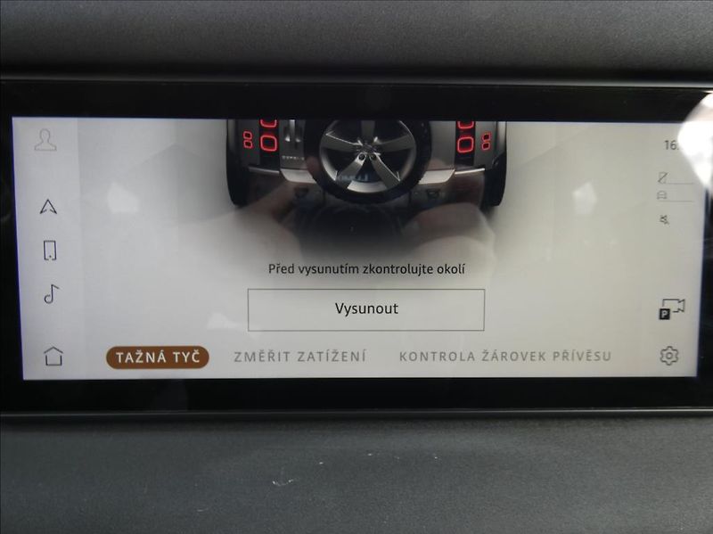 Land Rover Defender 3,0 D300 110 SE,1.maj,ČR,DPH - fotka 30 z 35