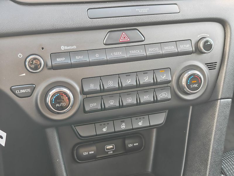 Kia Sportage TOP 1,6 CRDi - fotka 20 z 25
