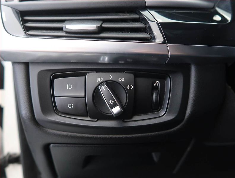 BMW X5 (2018) xDrive30d - fotka 25 z 26