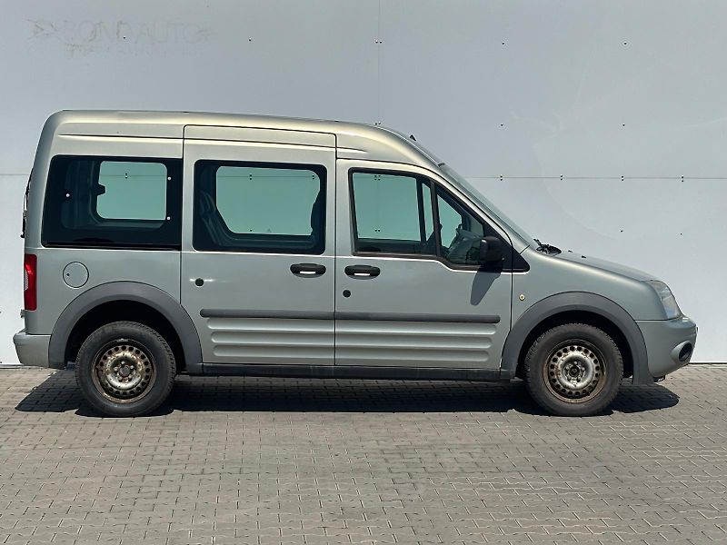 Ford Tourneo Connect 1.8 TDCi 66kW - fotka 8 z 23