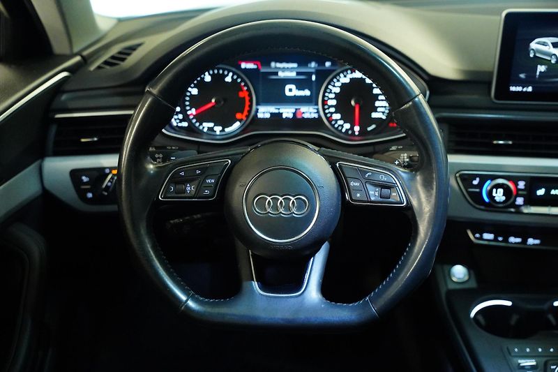 Audi A4 - fotka 18 z 30