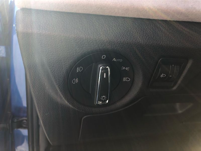 Škoda Scala 1.0 TSi TOP SELECTION - fotka 16 z 28