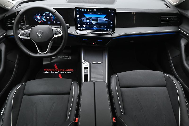 Volkswagen Passat 2,0 TDI 110 kW DSG Business Zá - fotka 15 z 32