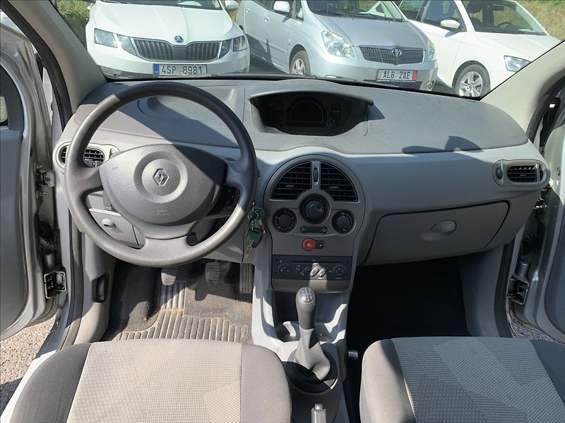 Renault Modus 1,2 ČR,KLIMATIZACE - fotka 9 z 17