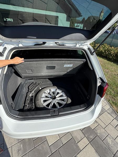 Volkswagen Passat (2017) VW Passat B8 2,0 TDI COMBI - fotka 5 z 12