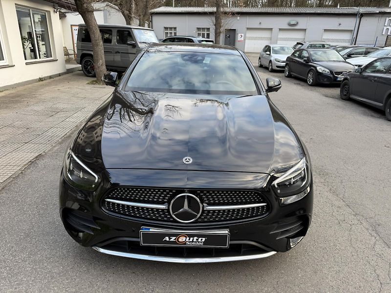 Mercedes-Benz Třídy E (2020) 300E 4MATIC PLUG-IN HYBRID - fotka 4 z 40