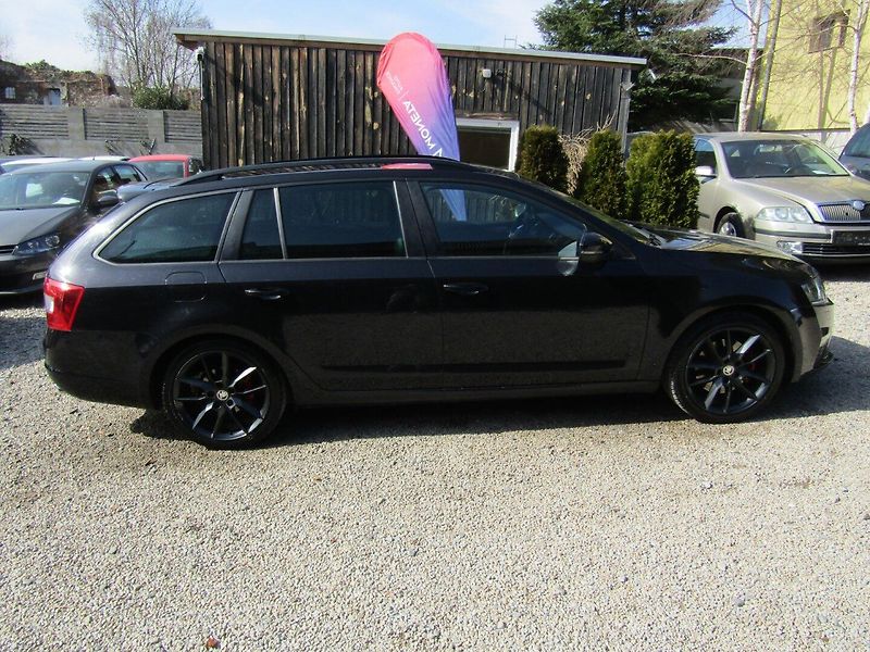 Škoda Octavia (2016) RS 2.0 TDI DSG 4X4 - fotka 9 z 44