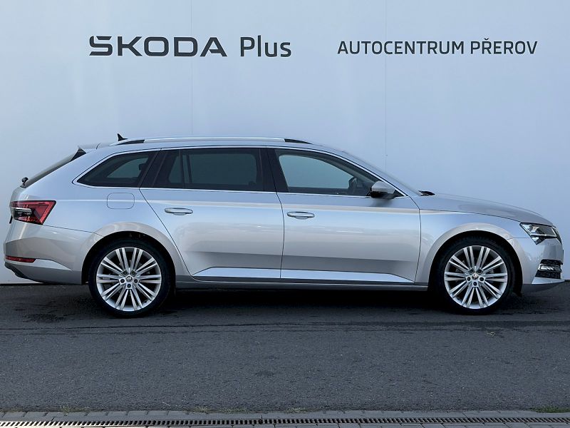Škoda Superb (2022) 2.0TDI 110kW Style Matrix Manu - fotka 31 z 35
