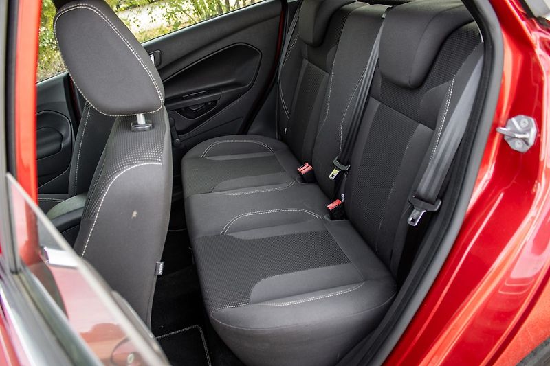 Ford Fiesta Odpočet DPH, - fotka 38 z 43