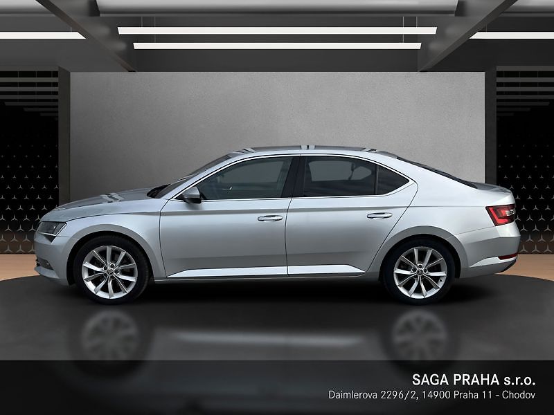 Škoda Superb 2.0 TDI Style - fotka 6 z 18