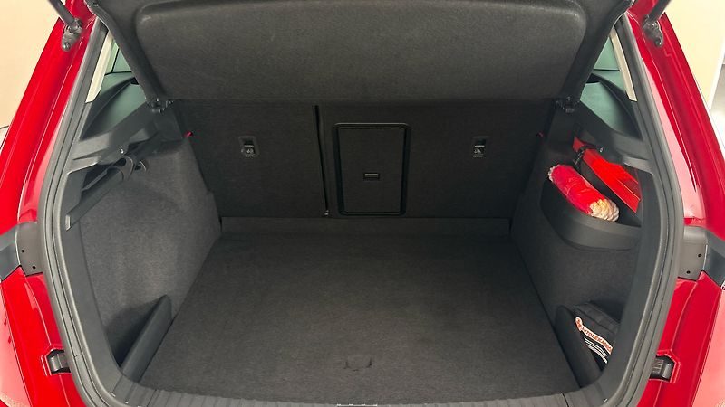Škoda Karoq 2.0 TDI Style - fotka 17 z 28