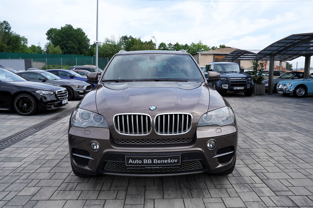 BMW X5 4.0d xDrive/kůže/7 míst/55.000