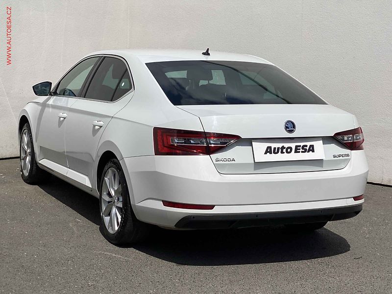 Škoda Superb (2019) 2.0 TDi, 2.maj,ČR, DSG - fotka 6 z 19