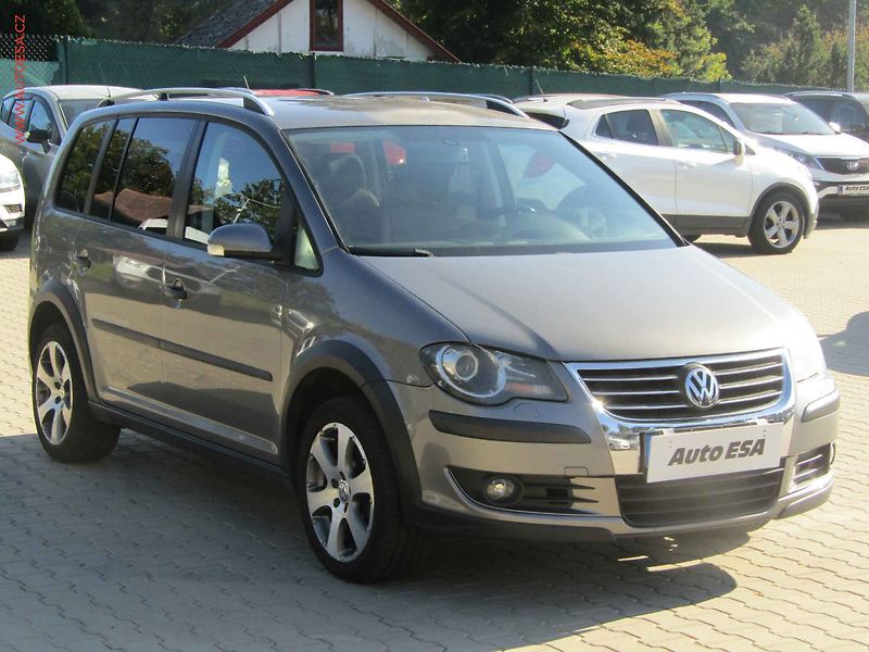Volkswagen Touran (2007) 1.4 TSi, 1.maj, CROSS - fotografie inzerátu