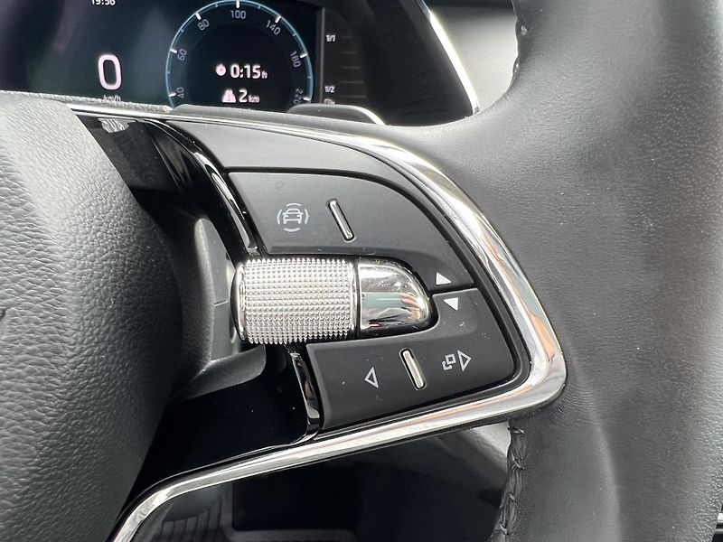 Škoda Octavia (2022) 2,0TDi 110kW AMBITION 4x4 DSG - fotka 20 z 36
