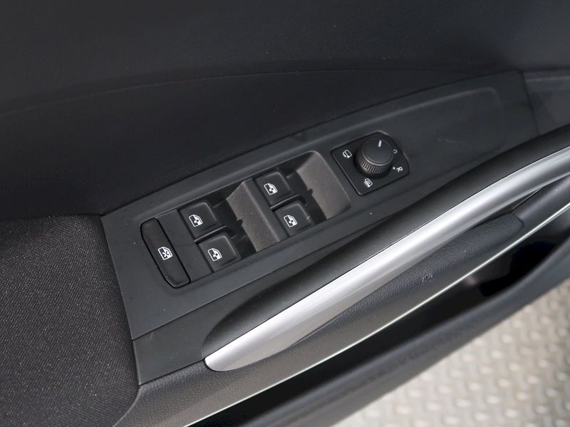 Škoda Fabia (2025) SELECTION 1.0TSI 85KW - fotka 37 z 41