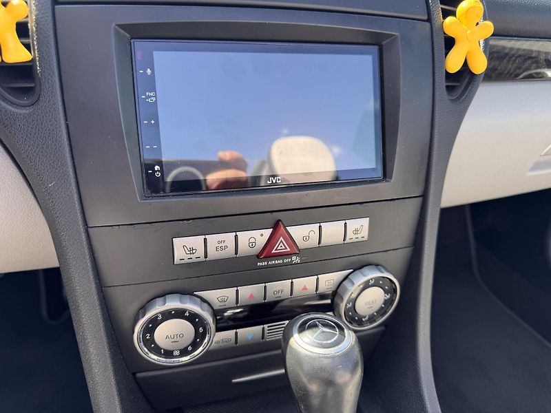 Mercedes-Benz SLK 280, R171, 170 kW - fotka 12 z 19