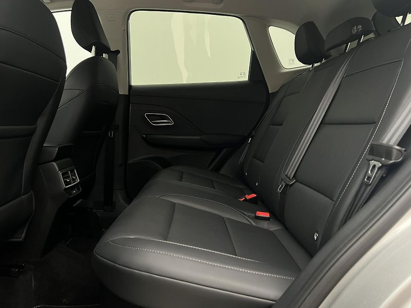MG ZS HYBRID+ EXCLUSIVE 1.5 AUT - fotka 6 z 39