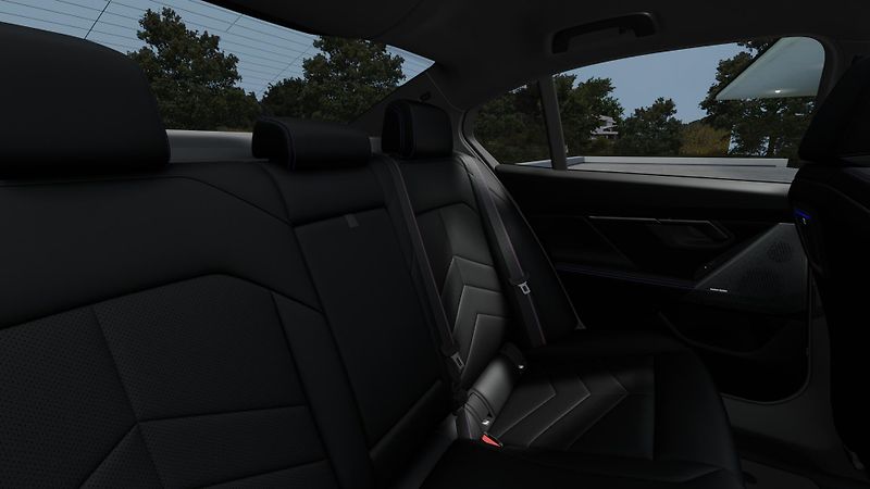 BMW Řada 5 530e xDrive (POUZE DO 30.09.) - fotka 13 z 13