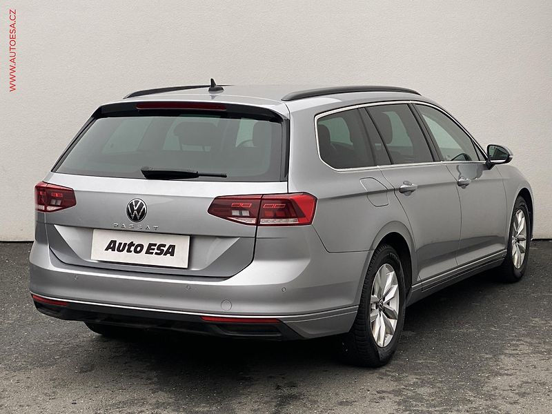 Volkswagen Passat (2021) 2.0 TDi, Business, DSG, TZ - fotka 4 z 19