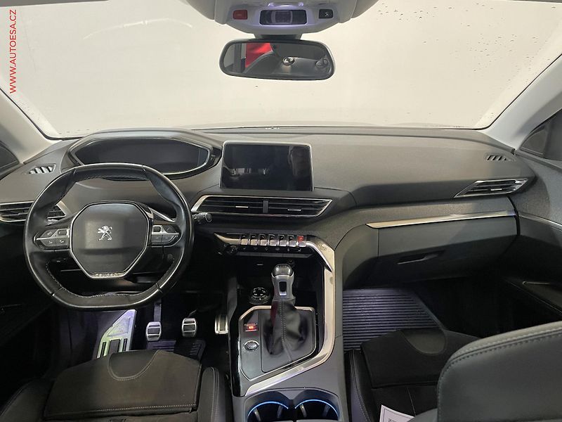 Peugeot 5008 (2019) 1.5 HDi, Crossway, LED, panor - fotka 8 z 17