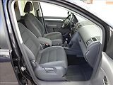 Volkswagen Touran 2,0 TDI 103kW 7.MÍST - náhled 31