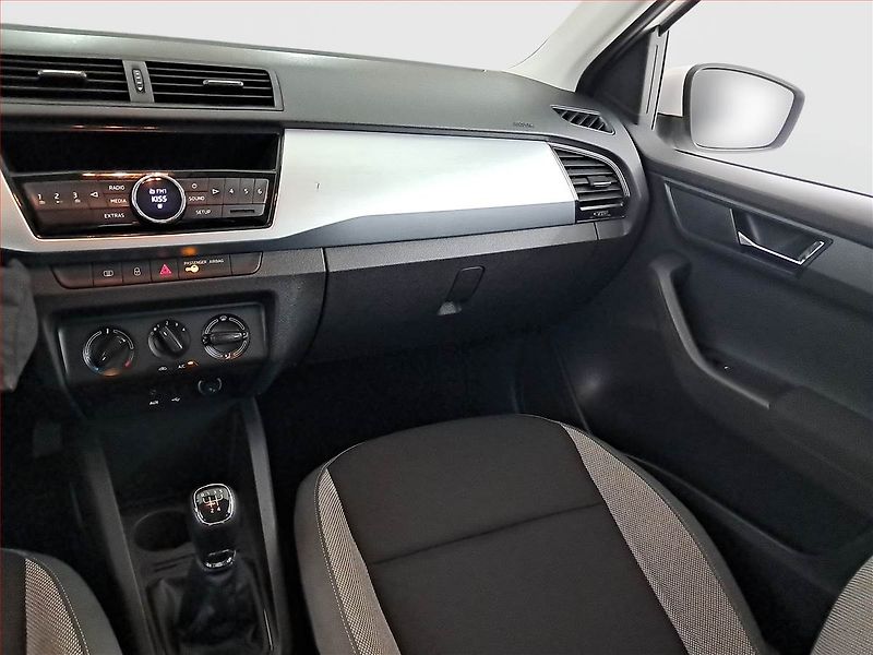 Škoda Fabia (2015) 1.4 TDI, ČR,1.maj - fotka 8 z 16
