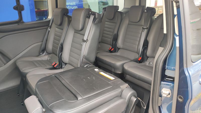 Ford Tourneo Custom (2019) 2,0 TDCi 136kW Aut. 8-Míst - fotka 16 z 26