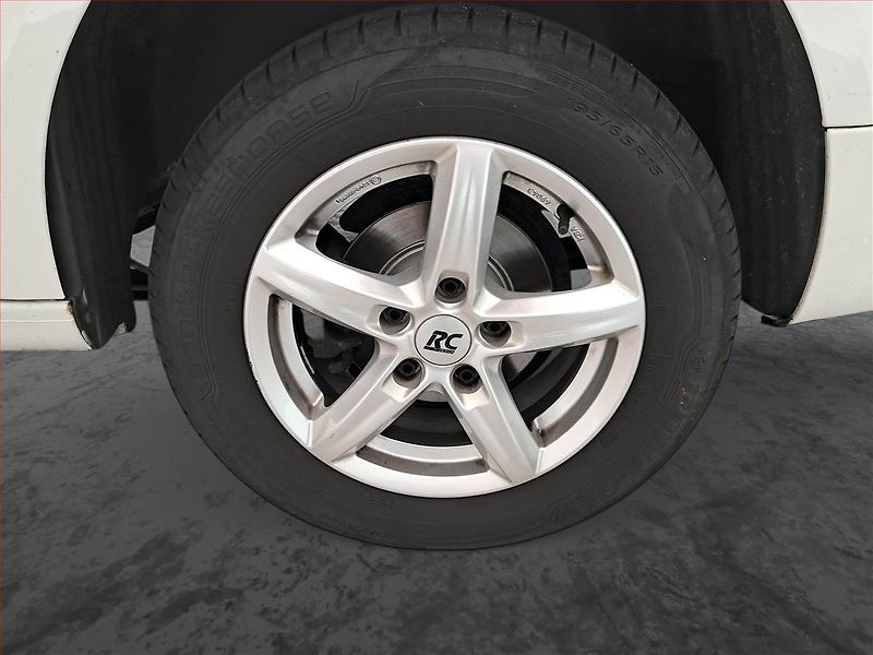 Volkswagen Caddy (2014) 1.6 TDi, 5Míst, ČR, 1Maj, DPH - fotka 15 z 15