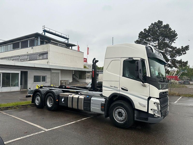 Volvo FM 460 6x2 nosič kontejnerů - fotka 2 z 5